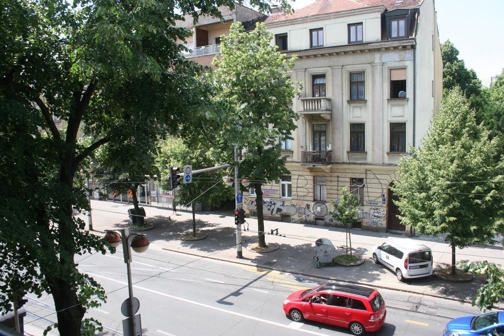 Vla Vla Apartments With Parking Zagreb Extérieur photo