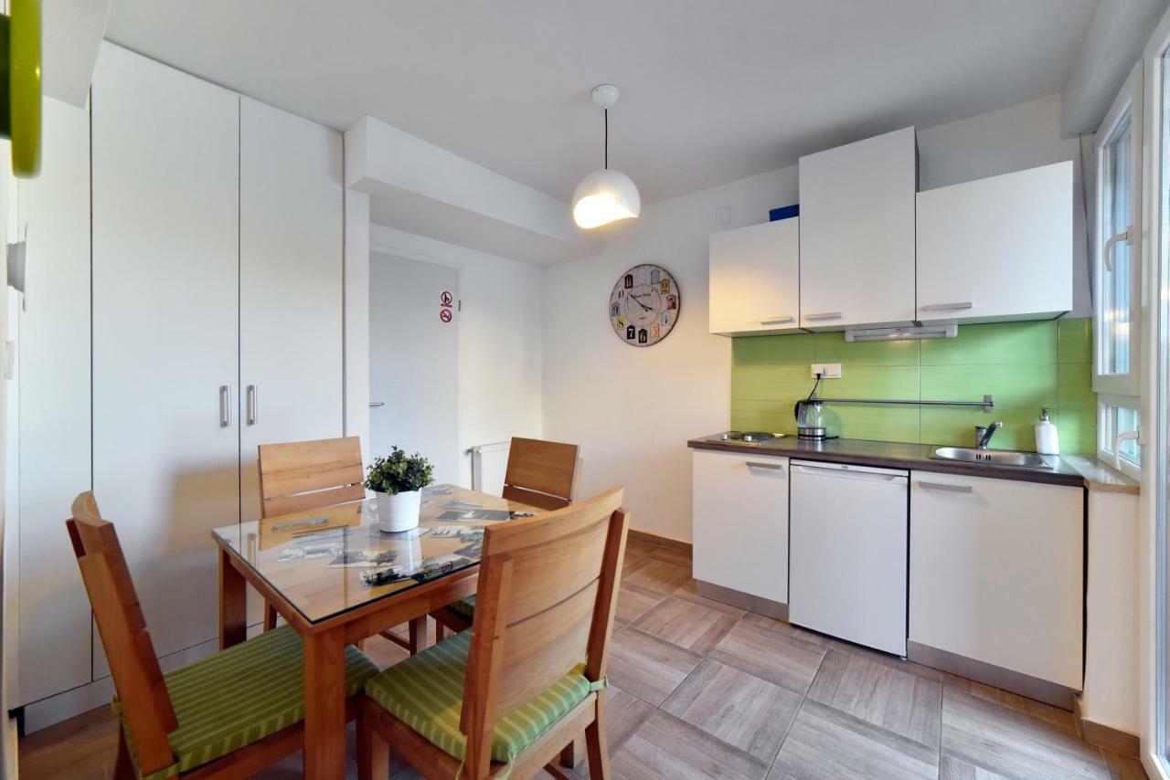 Vla Vla Apartments With Parking Zagreb Extérieur photo