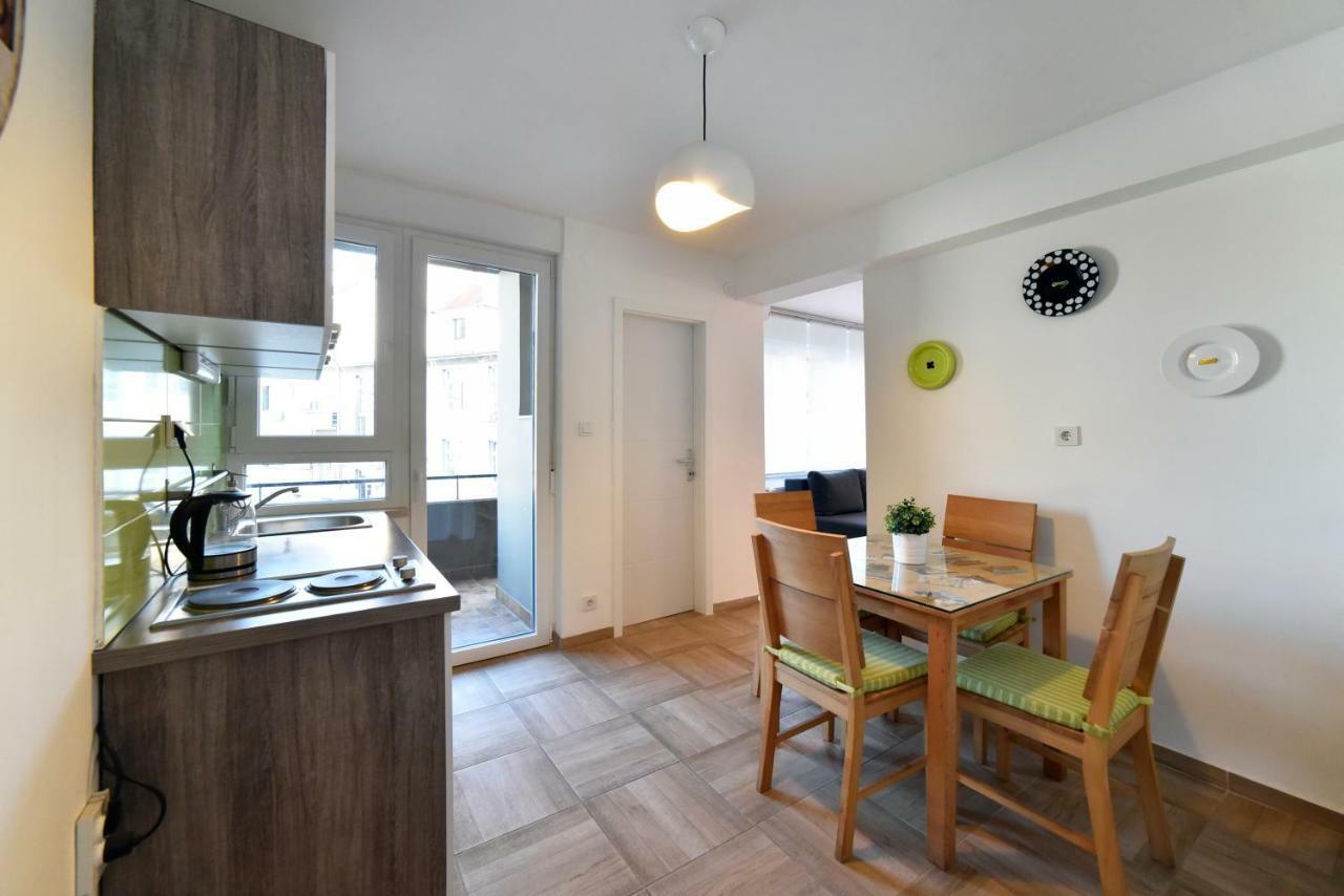 Vla Vla Apartments With Parking Zagreb Extérieur photo