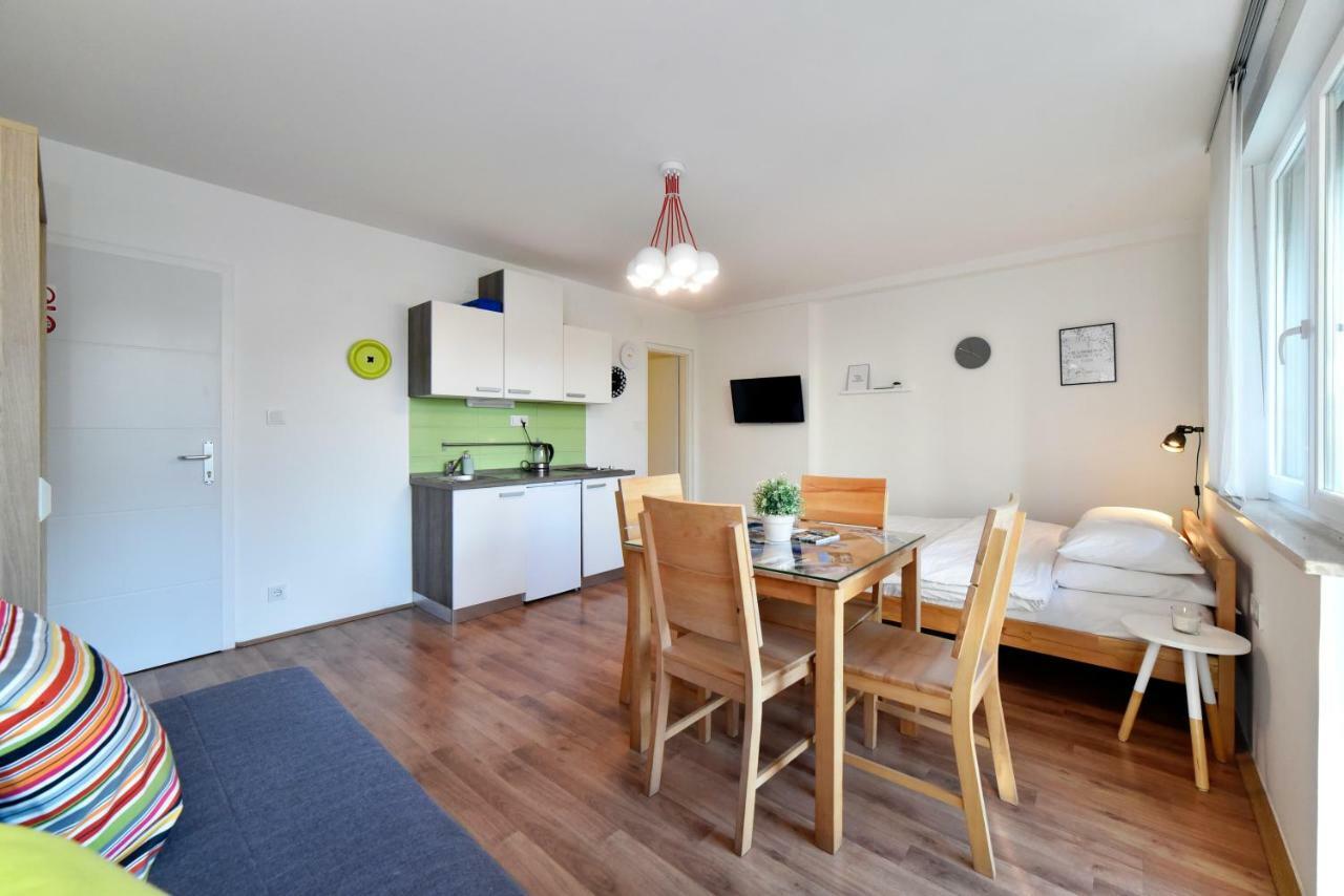 Vla Vla Apartments With Parking Zagreb Extérieur photo